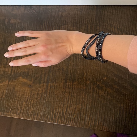 Club Monaco blue wrap bracelet - great condition - Picture 2 of 3
